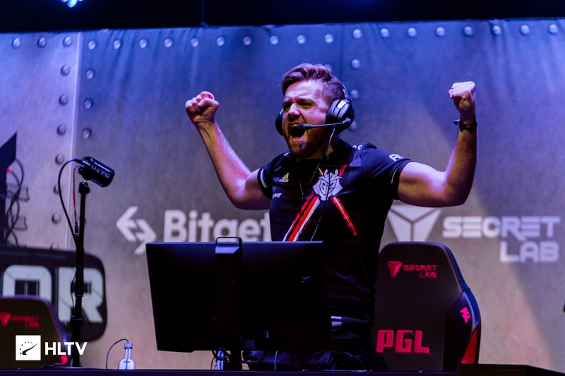 英雄联盟LPL转会期：EDG一直在赚钱