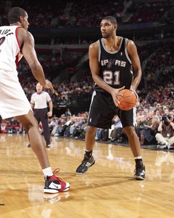 布埃诺门前补射破门 伍尔弗汉普顿扳回一城